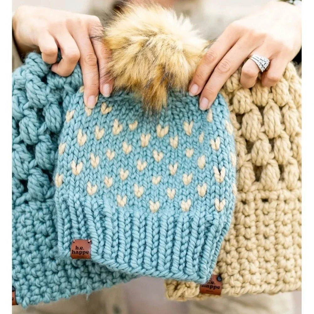 Girls Chunky Cable Knit Hat Faux Fur Pom Pom Winter Warm Soft Heart Beanie Hat